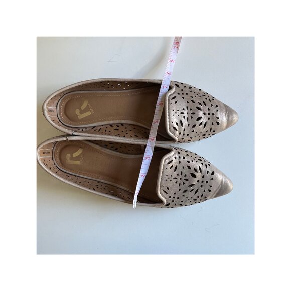 REPORT Closed Toe Flats Neutral Metallic Color Women's 9 Wide - Picture 6 of 7